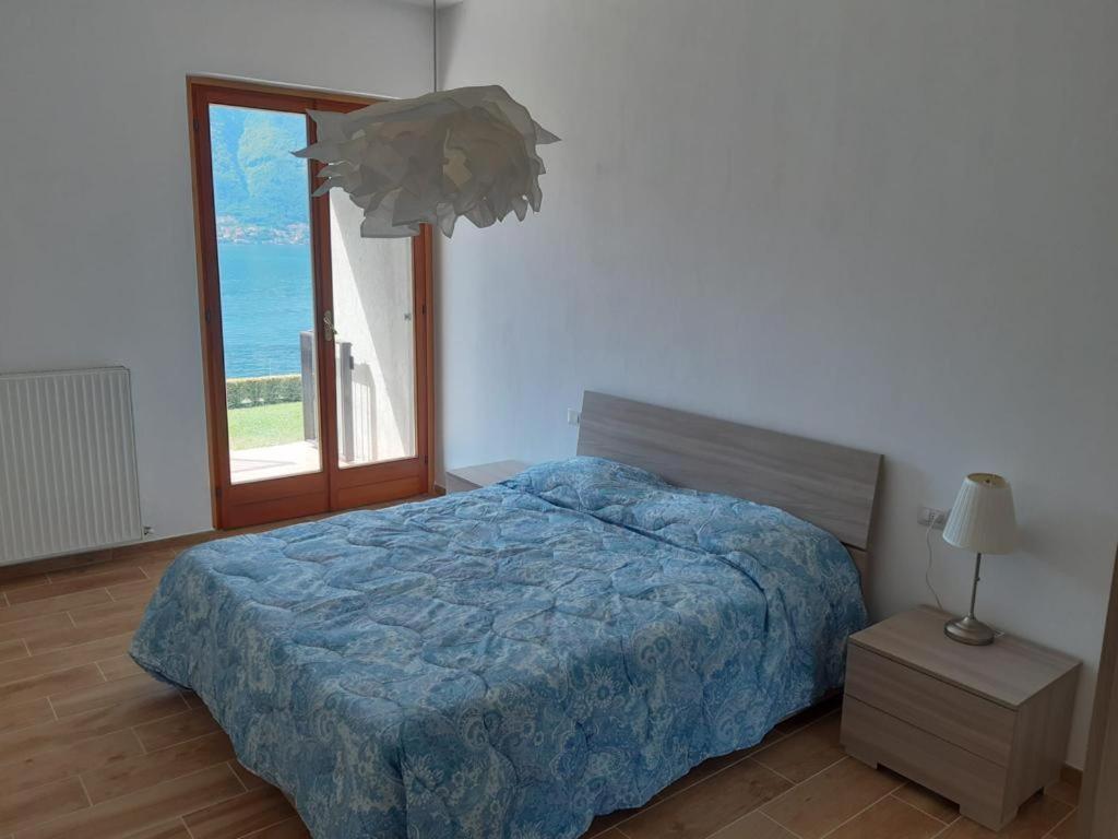 Big Apartment With Lake View And Two Bedrooms Sala Comacina Bagian luar foto